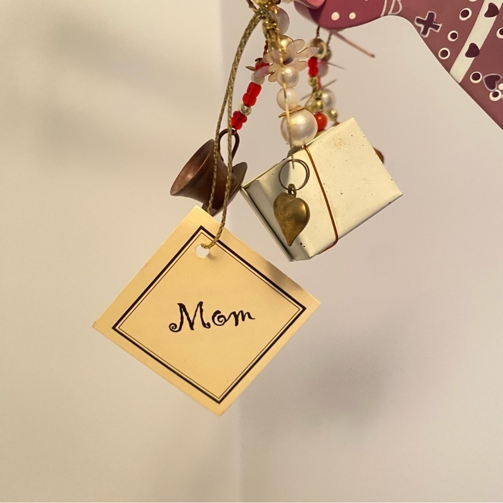 Silvestri Fanciful Flights By Karen Rossi Mom Metal Art Hanging Ornament - Picture 12 of 15